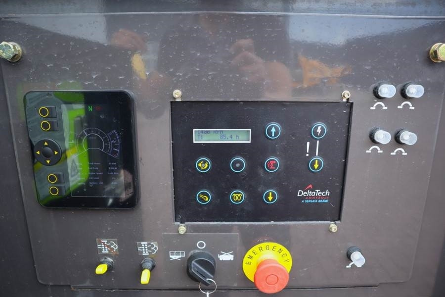 Zoomlion ZS1623RT Diesel, 4x4 Drive, 18m Working Height, 68 - Scissor lifts: gambar 4 Zoomlion ZS1623RT Diesel, 4x4 Drive, 18m Working Height, 68 - Scissor lifts: gambar 4