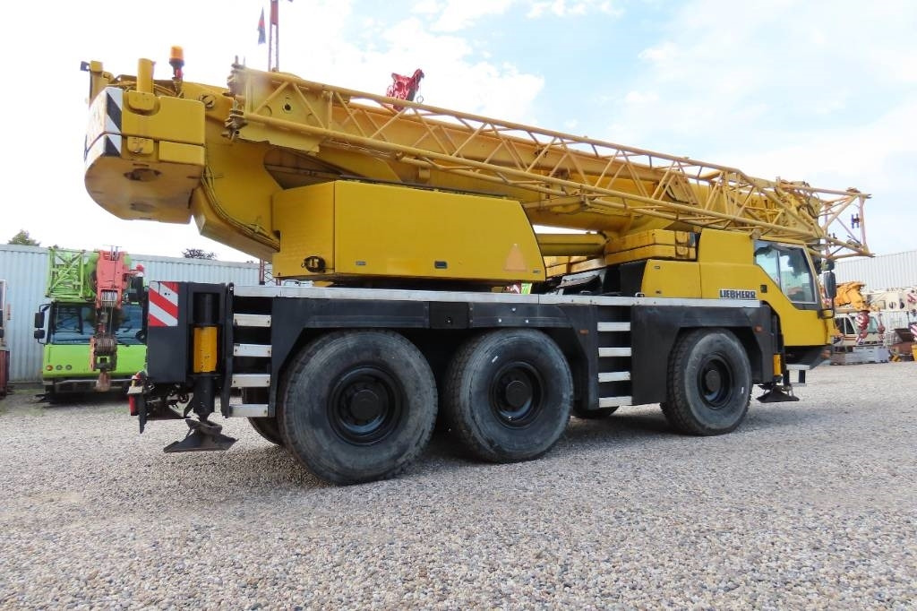 Liebherr LTM 1055-1 - Derek semua medan: gambar 3 Liebherr LTM 1055-1 - Derek semua medan: gambar 3