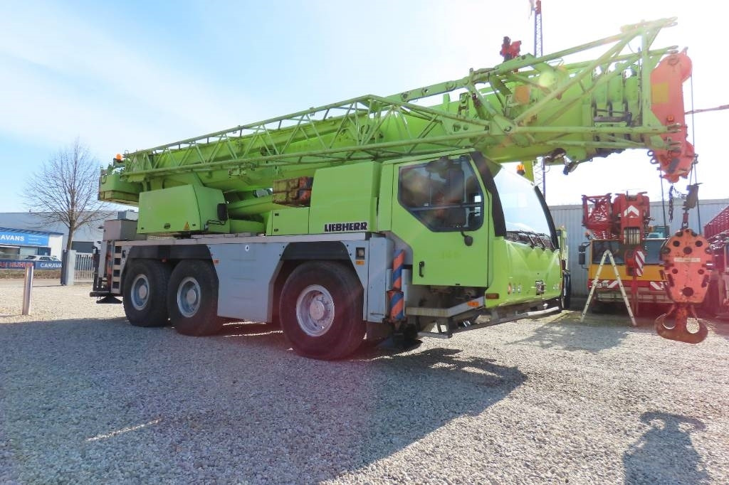 Liebherr LTM 1055-3.2 - Derek semua medan: gambar 2 Liebherr LTM 1055-3.2 - Derek semua medan: gambar 2