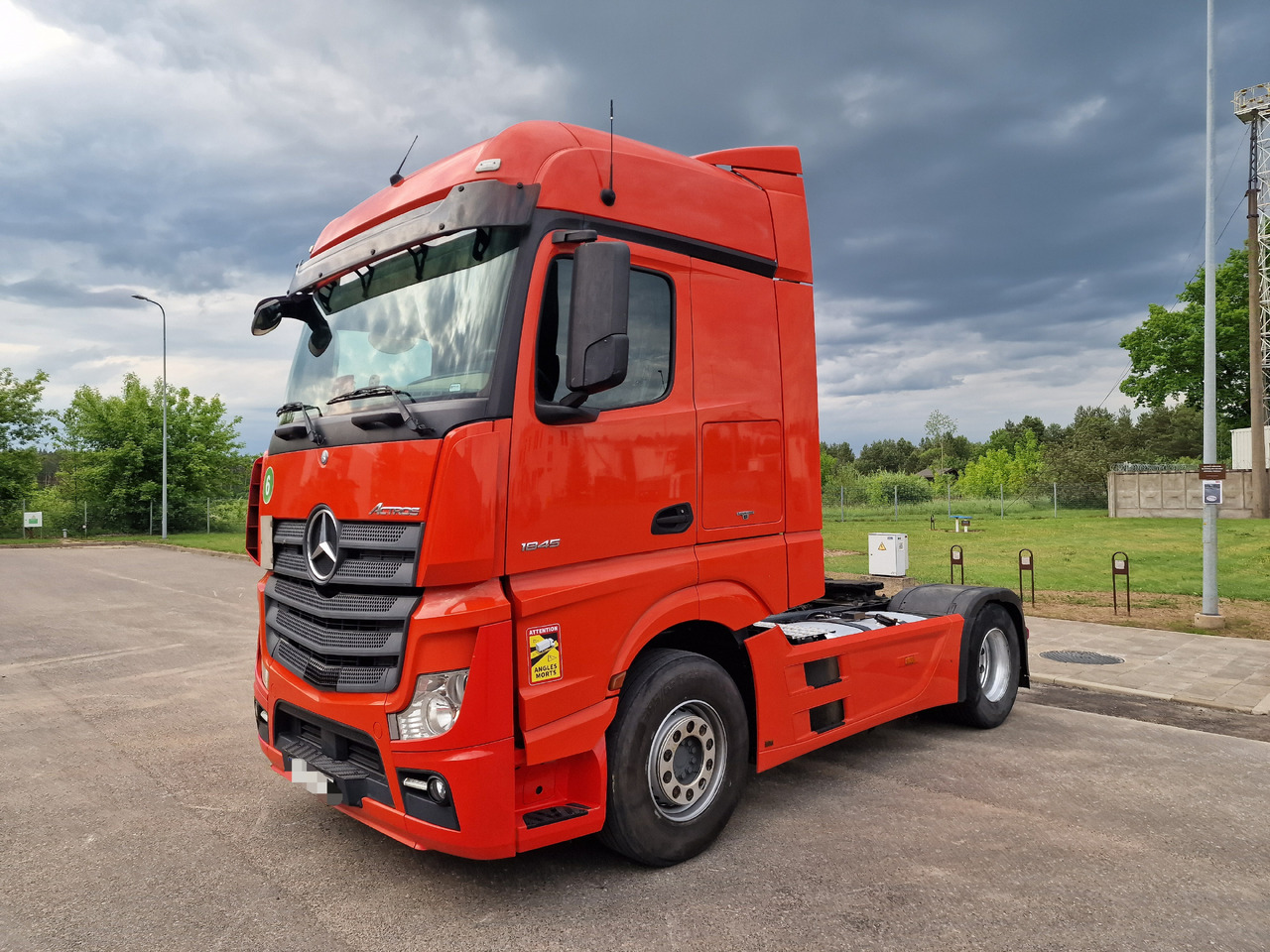 MERCEDES-BENZ Actros 1845 Retarder - Tractor head: gambar 1 MERCEDES-BENZ Actros 1845 Retarder - Tractor head: gambar 1