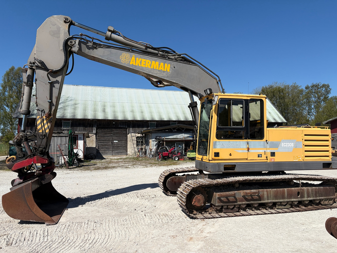 Åkerman / Volvo EC230B - Ekskavator: gambar 1 Åkerman / Volvo EC230B - Ekskavator: gambar 1