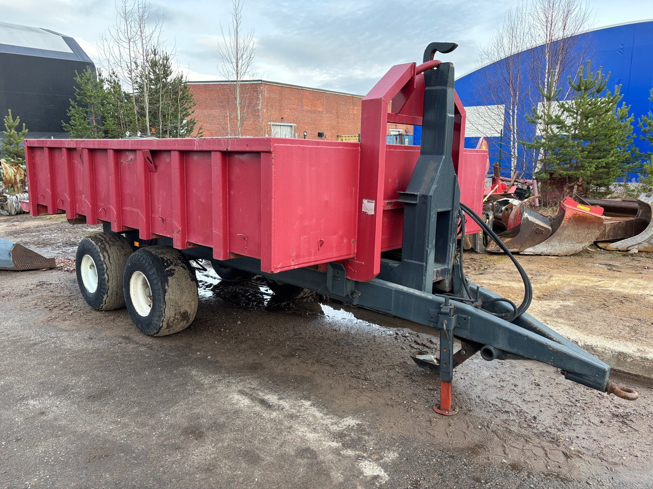 Blidsberg 812 - Trailer lewati: gambar 1 Blidsberg 812 - Trailer lewati: gambar 1