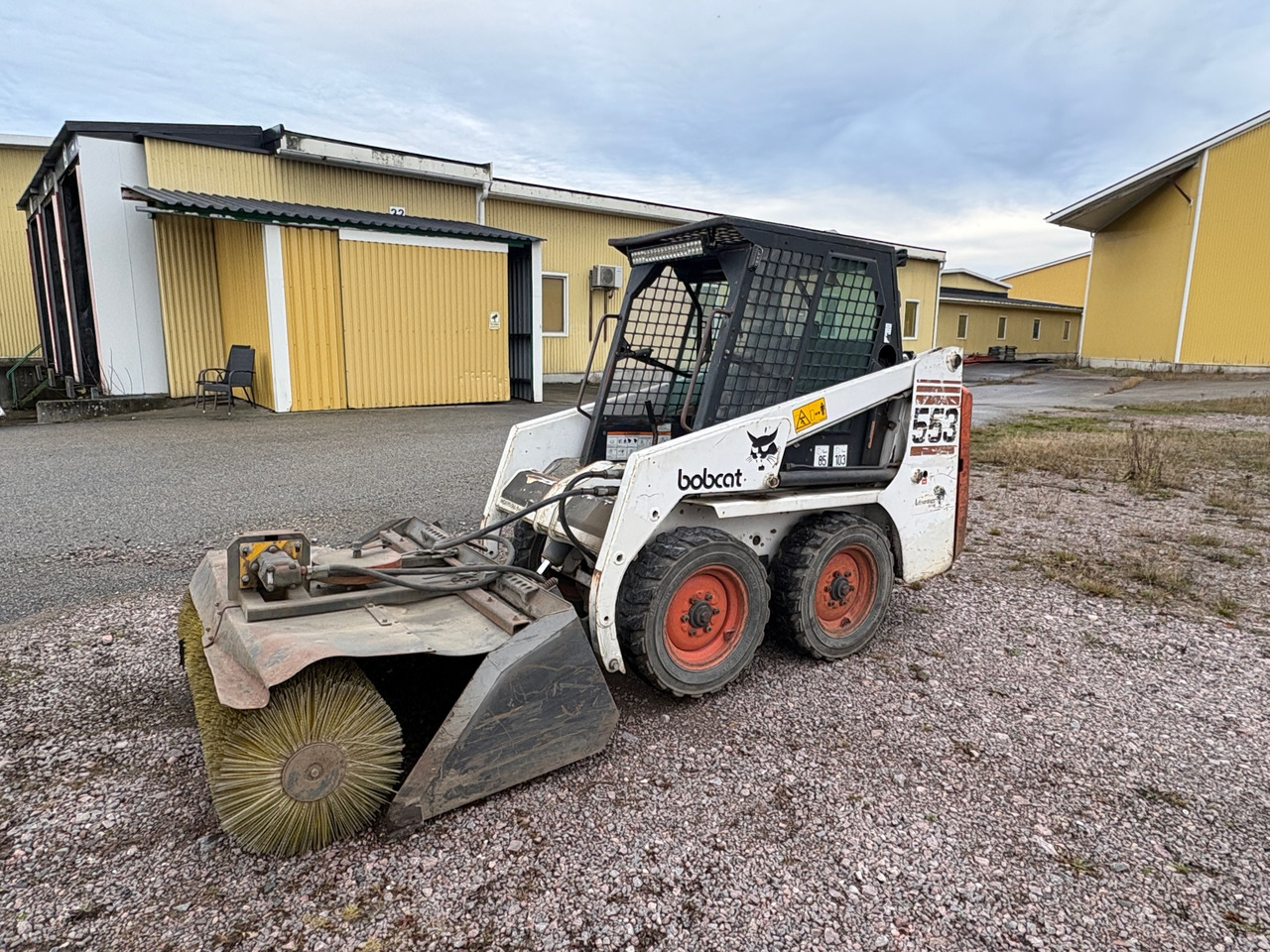 Bobcat 553 - Wheel loader: gambar 1 Bobcat 553 - Wheel loader: gambar 1