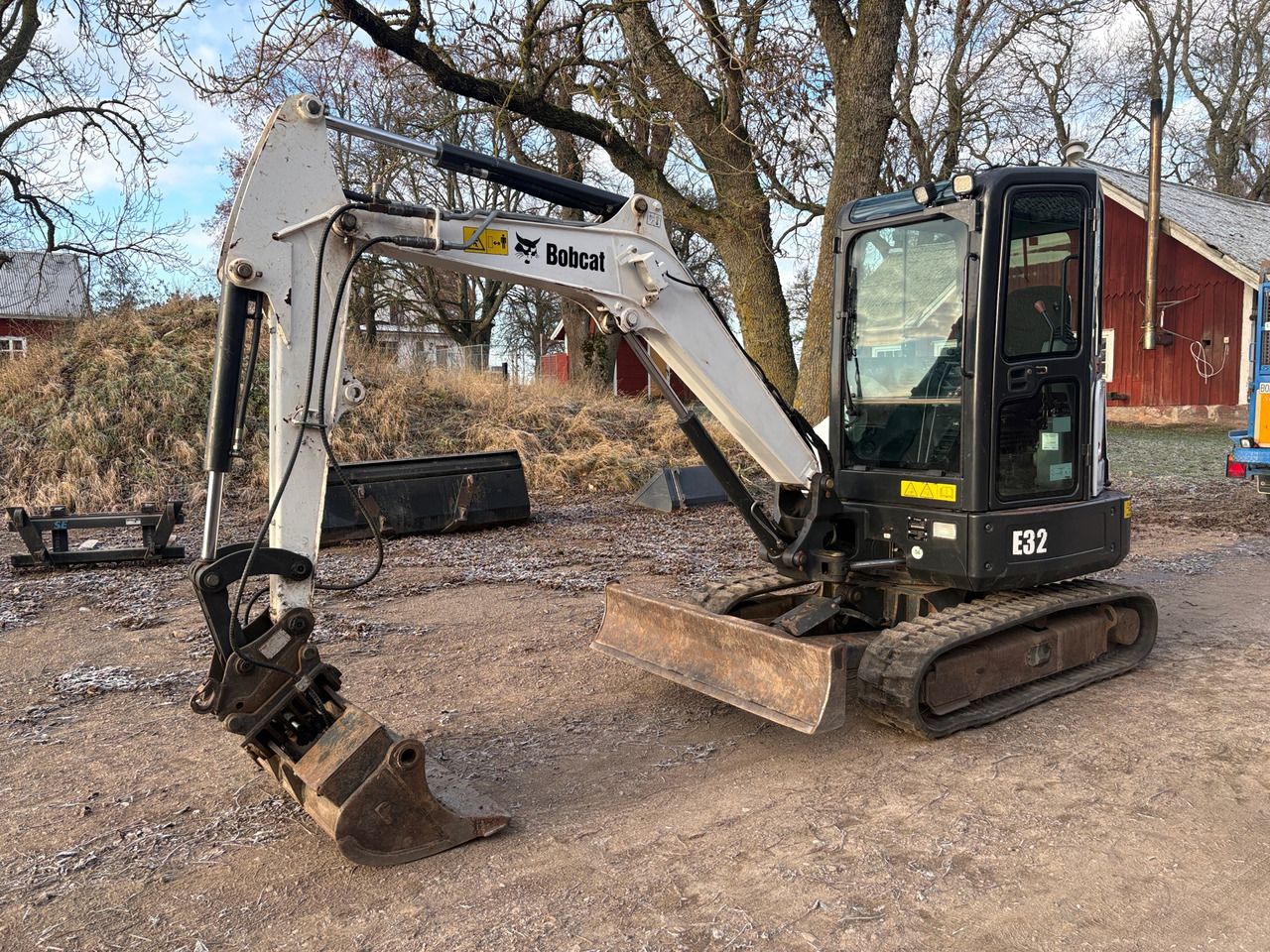 Bobcat E32 - Ekskavator: gambar 1 Bobcat E32 - Ekskavator: gambar 1
