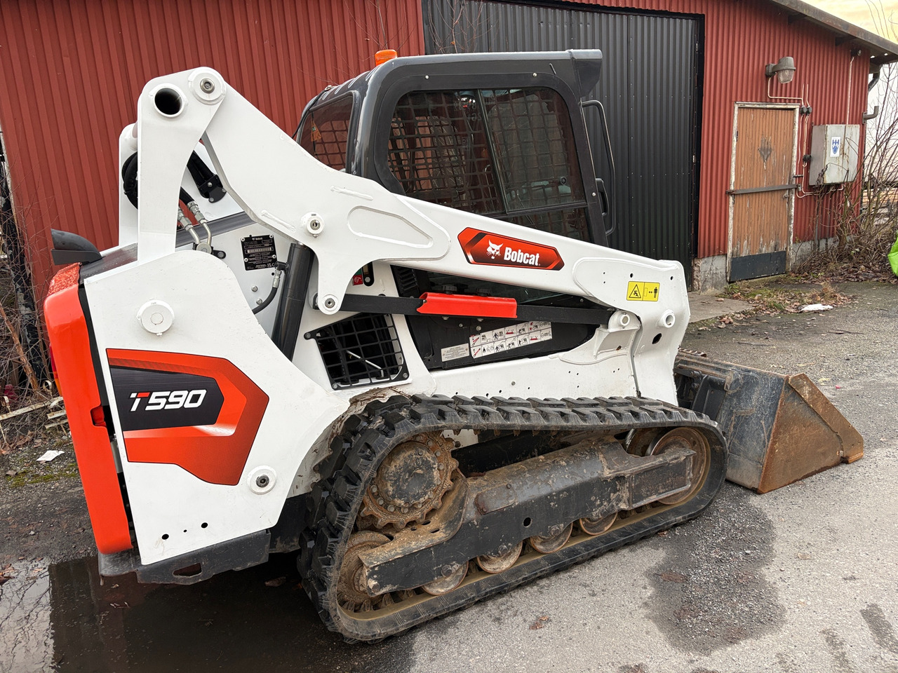 Bobcat T590 - Track loader yang ringkas: gambar 1 Bobcat T590 - Track loader yang ringkas: gambar 1