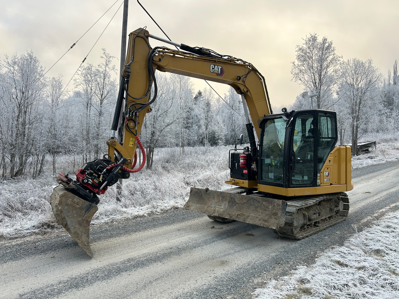 CAT 307.5 - Ekskavator: gambar 1 CAT 307.5 - Ekskavator: gambar 1