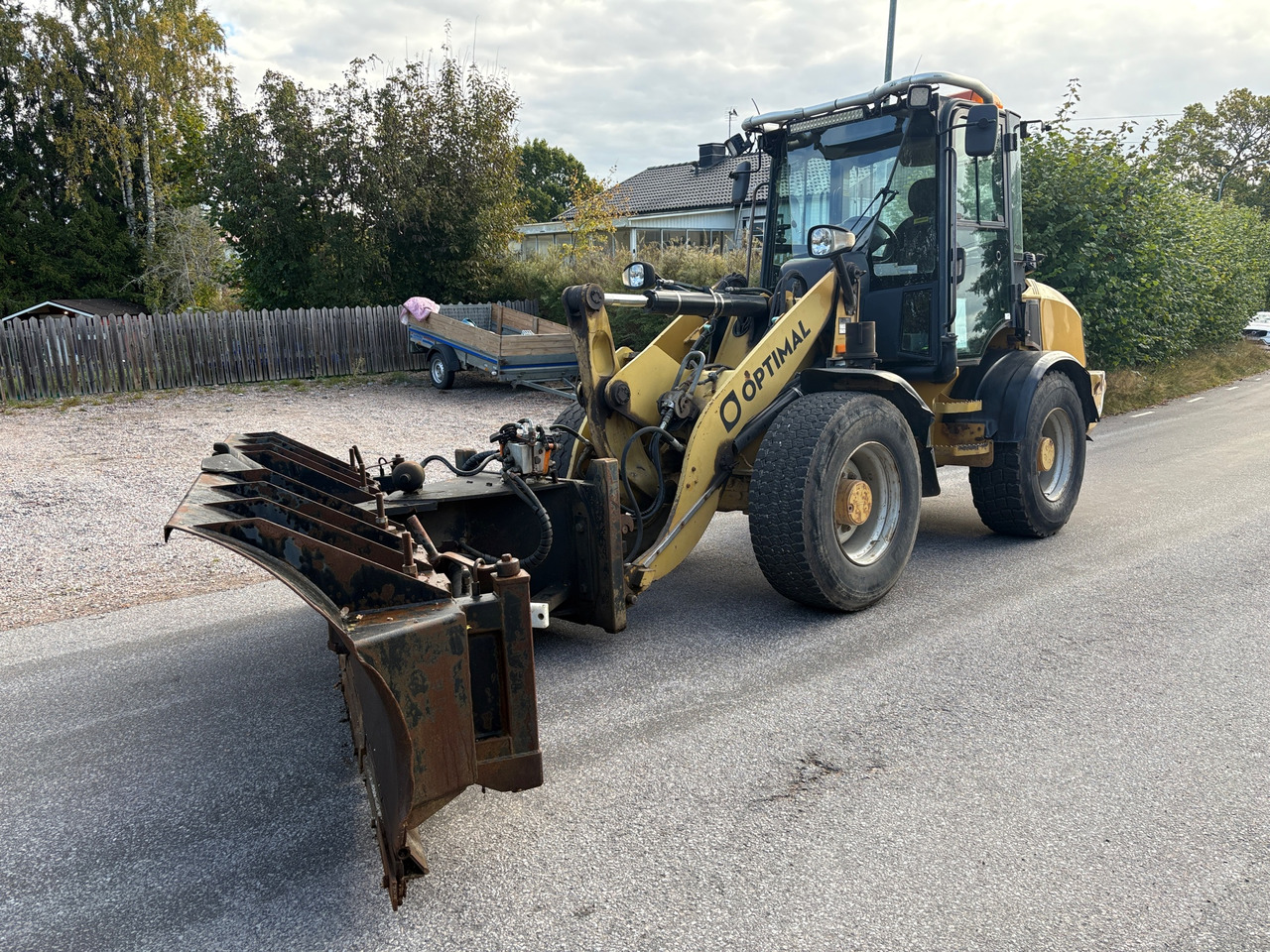 CAT 908H - Wheel loader: gambar 1 CAT 908H - Wheel loader: gambar 1