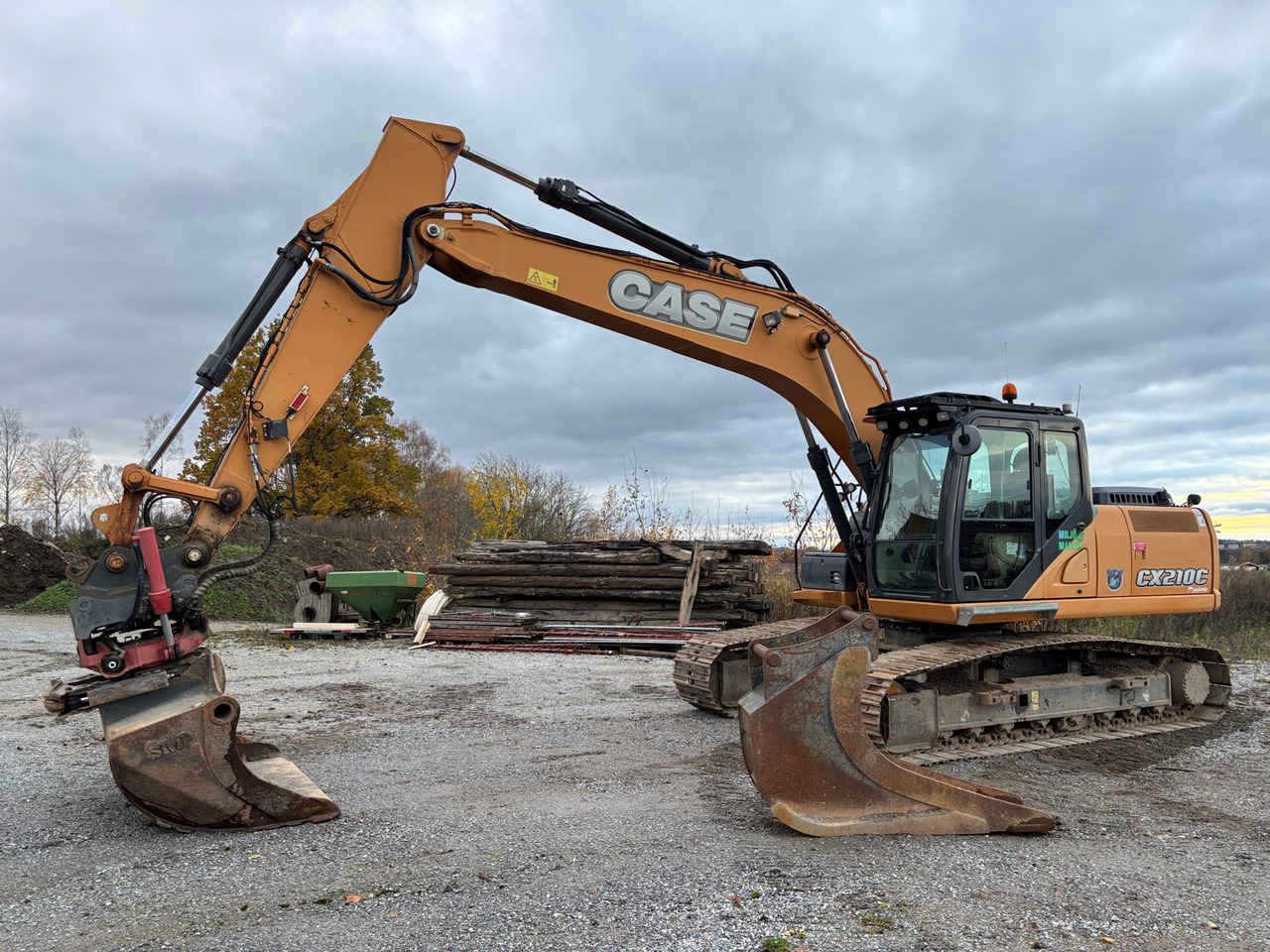 Case CX210C - Ekskavator: gambar 1 Case CX210C - Ekskavator: gambar 1