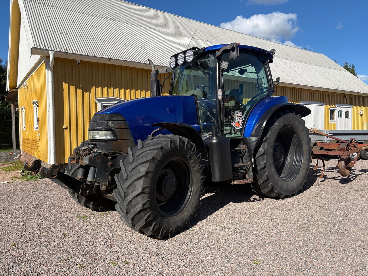 Case IH Maxxum 115 X-line - Traktor: gambar 1 Case IH Maxxum 115 X-line - Traktor: gambar 1