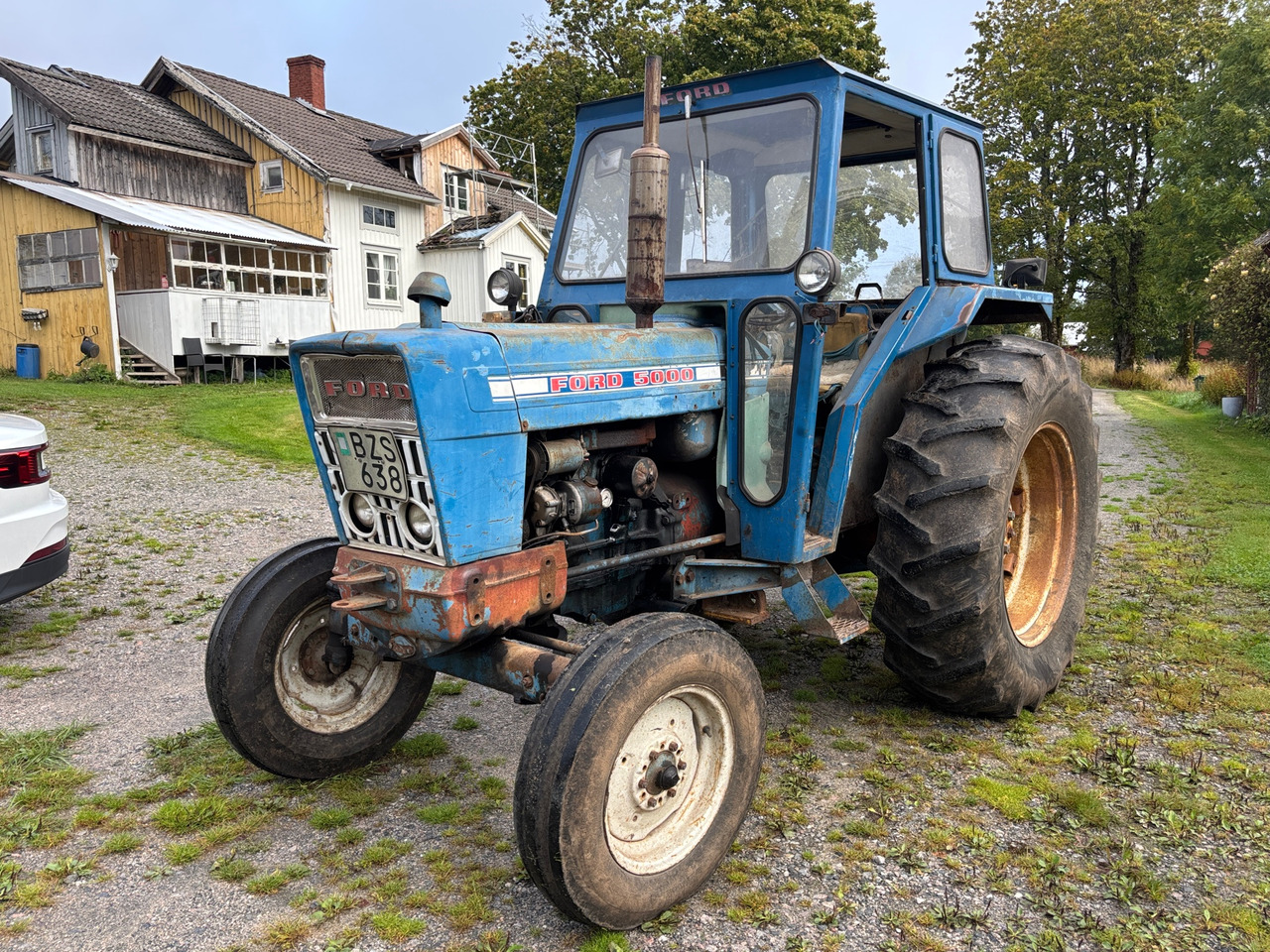 Ford 5000 - Traktor: gambar 1 Ford 5000 - Traktor: gambar 1