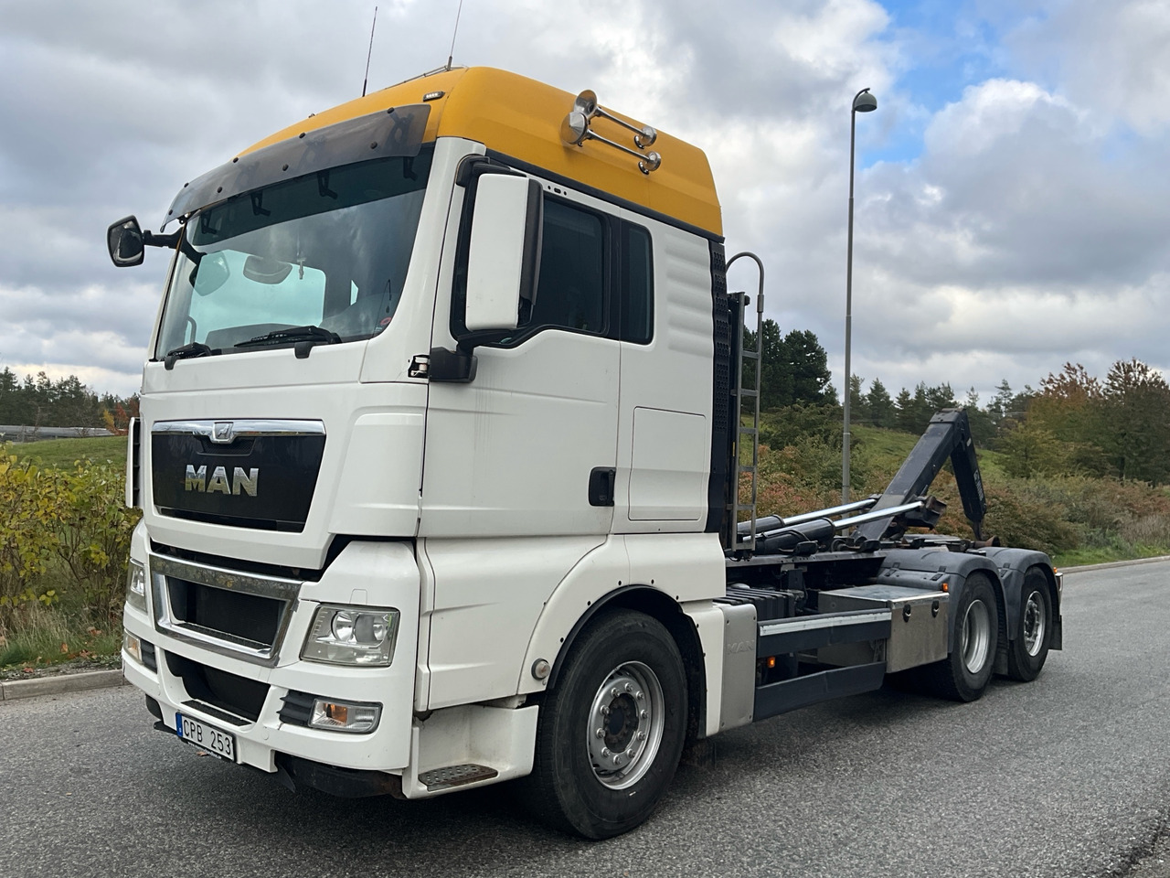 MAN TGX 26.480 - Hook lift: gambar 1 MAN TGX 26.480 - Hook lift: gambar 1