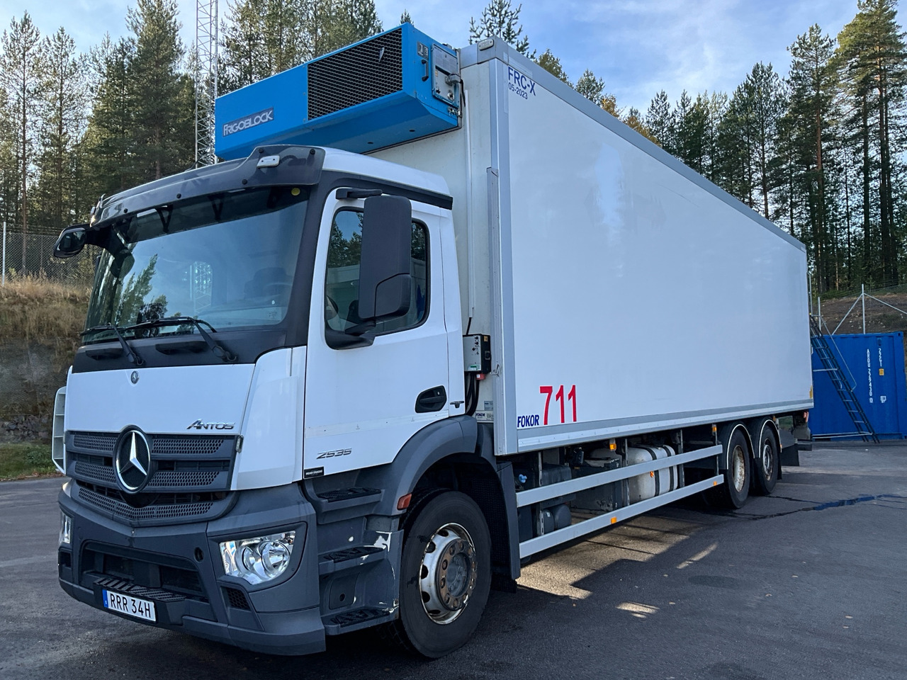 Mercedes-Benz Antos 2535 - Truk berpendingin: gambar 1 Mercedes-Benz Antos 2535 - Truk berpendingin: gambar 1