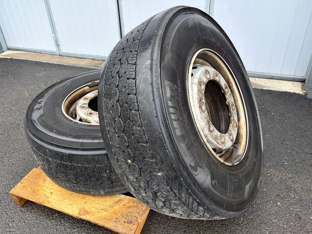 Michelin - Roda untuk Truk: gambar 1 Michelin - Roda untuk Truk: gambar 1