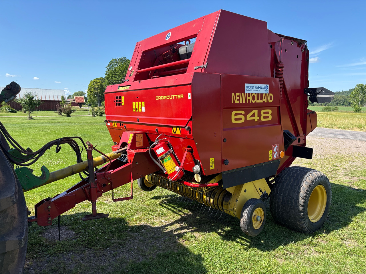 New Holland 648 - Baler bulat: gambar 1 New Holland 648 - Baler bulat: gambar 1