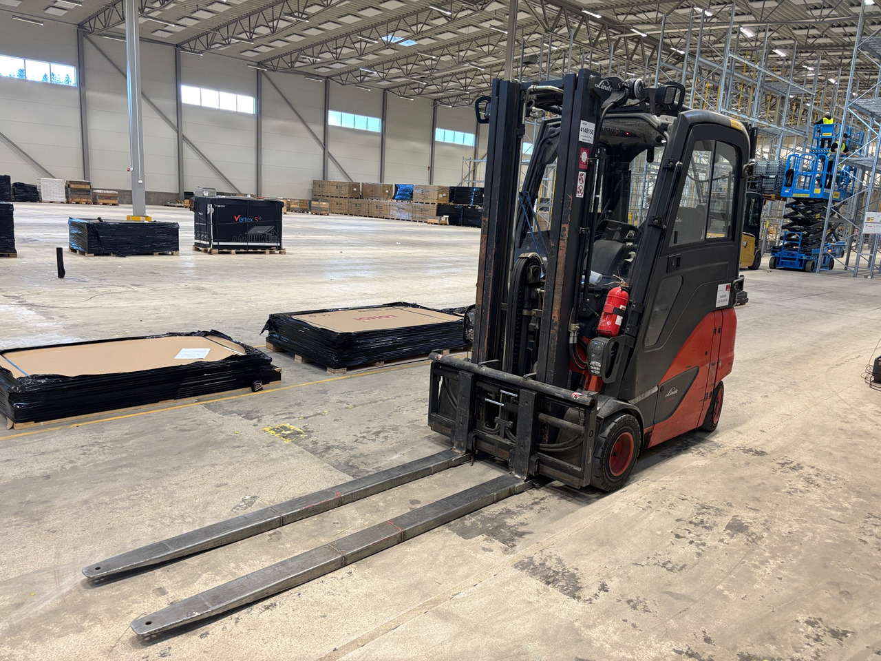 Linde E20PH-02 - Peralatan untuk menangani material: gambar 1 Linde E20PH-02 - Peralatan untuk menangani material: gambar 1