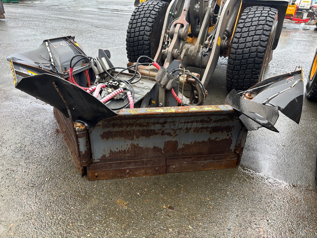 Pome - Bajak salju: gambar 1 Pome - Bajak salju: gambar 1