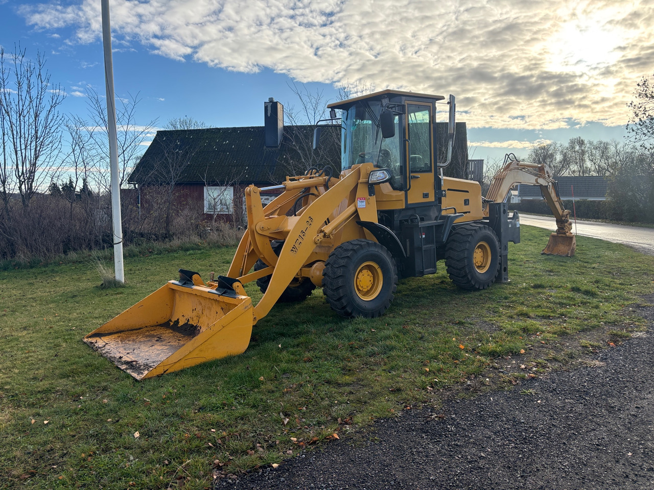 SDRG WZ15-26 - Backhoe loader: gambar 1 SDRG WZ15-26 - Backhoe loader: gambar 1