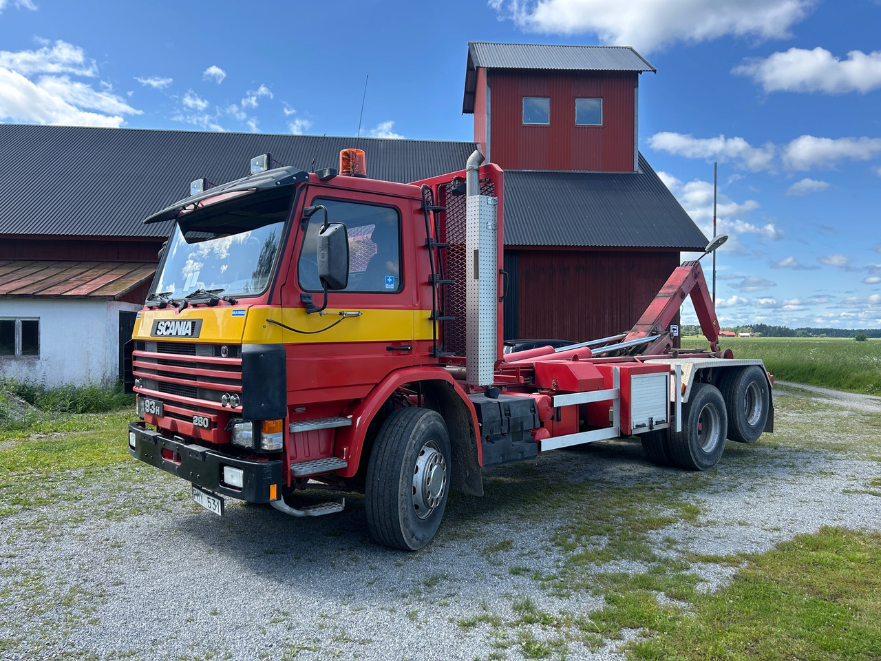 Scania 93H. 280 - Hook lift: gambar 1 Scania 93H. 280 - Hook lift: gambar 1