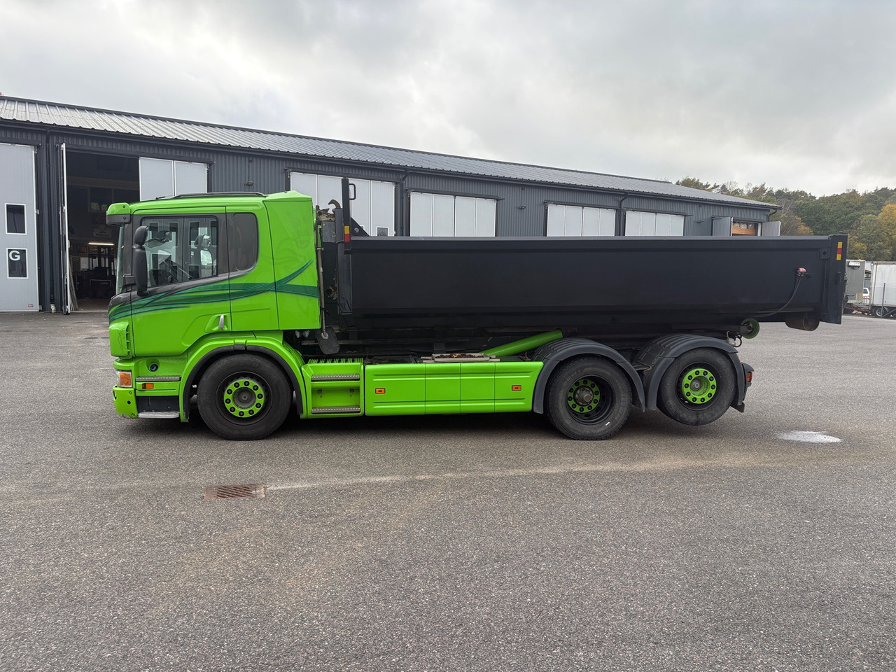 Scania P 320 6x2 - Hook lift: gambar 1 Scania P 320 6x2 - Hook lift: gambar 1