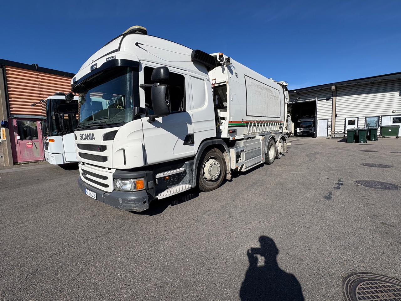 Scania P340 - Truk sampah: gambar 1 Scania P340 - Truk sampah: gambar 1