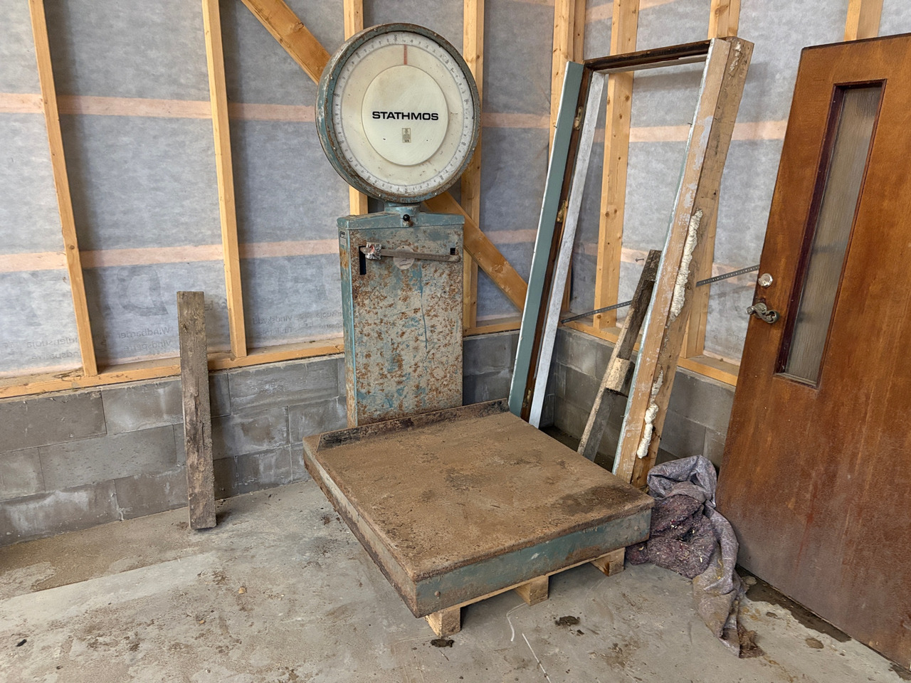 Stathmos 11 417 - Peralatan ternak: gambar 1 Stathmos 11 417 - Peralatan ternak: gambar 1