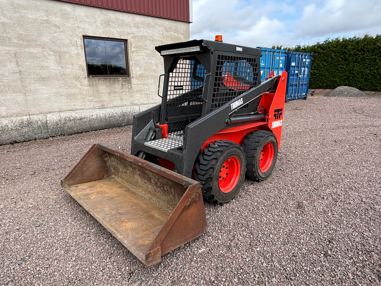 Thomas T135S - Wheel loader: gambar 1 Thomas T135S - Wheel loader: gambar 1