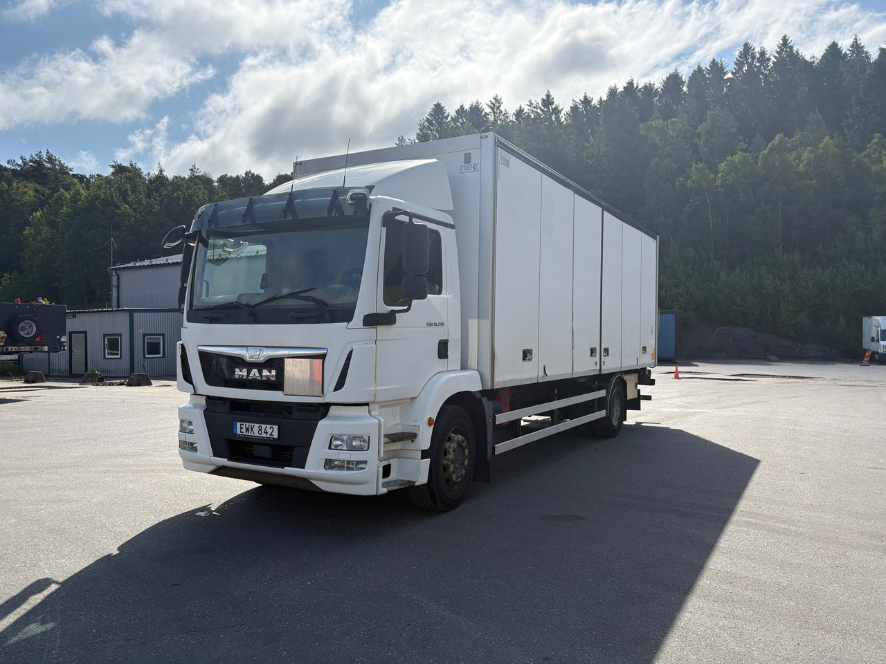 MAN TGM 18.290 - Truk: gambar 1 MAN TGM 18.290 - Truk: gambar 1