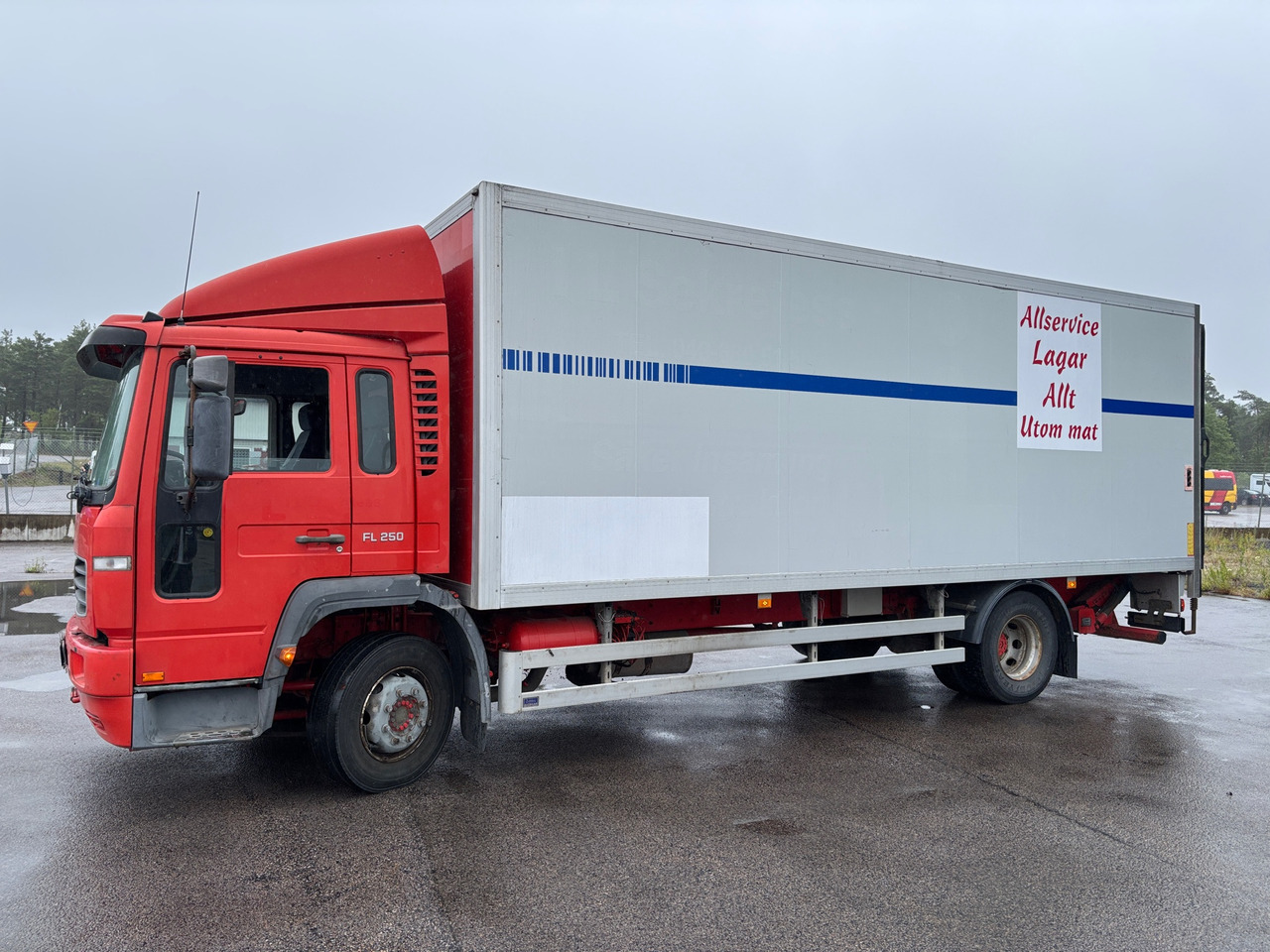 Volvo FL 250 - Truk: gambar 1 Volvo FL 250 - Truk: gambar 1