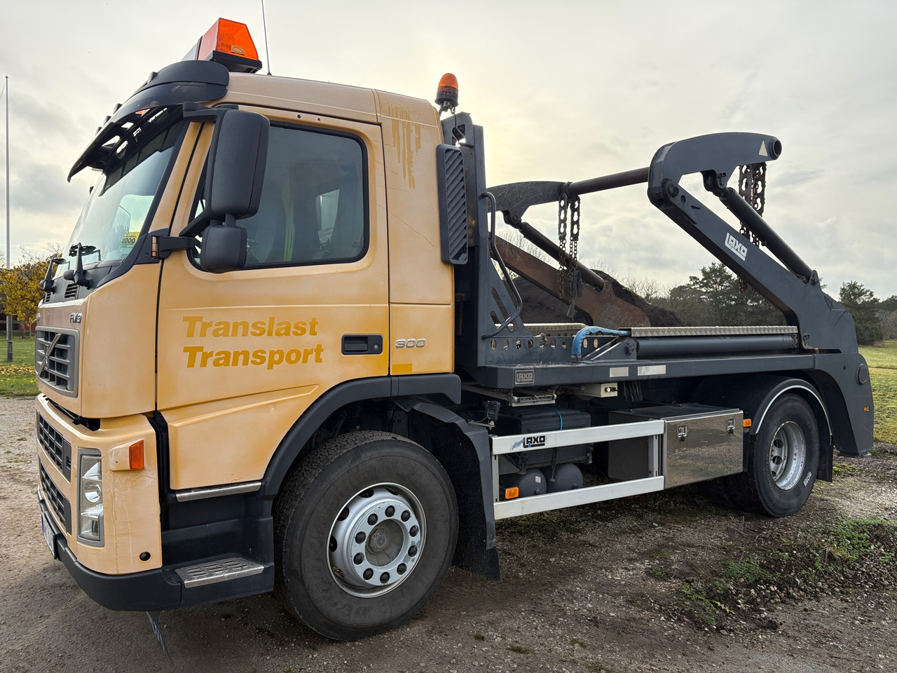 Volvo Fm9 300 - Truk: gambar 1 Volvo Fm9 300 - Truk: gambar 1