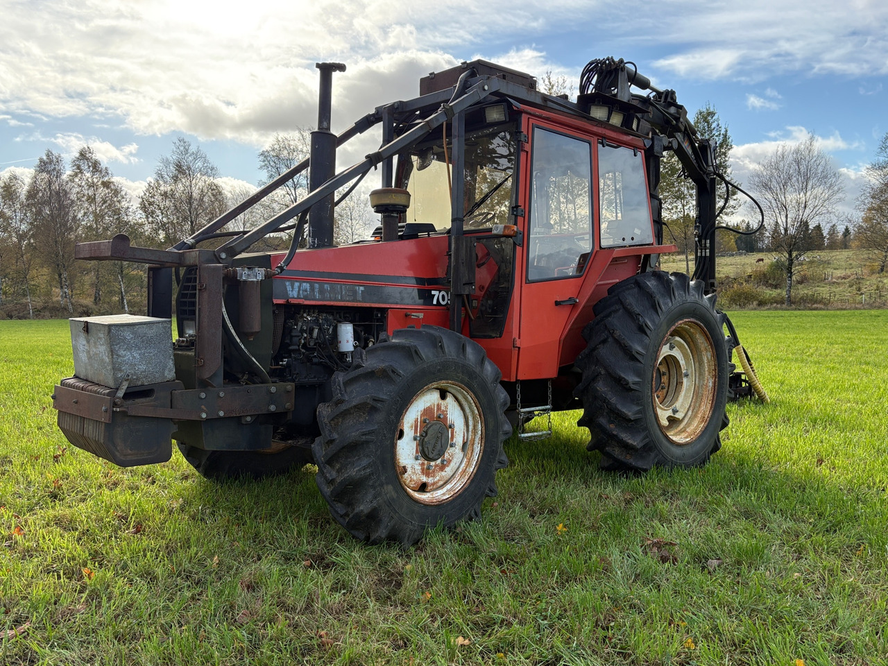 Valmet 705 - Traktor: gambar 1 Valmet 705 - Traktor: gambar 1