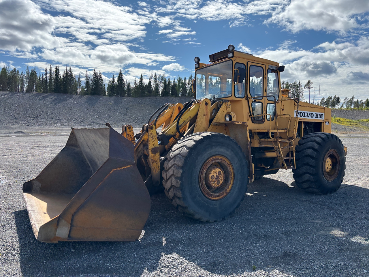 Volvo BM LM 1641 - Wheel loader: gambar 1 Volvo BM LM 1641 - Wheel loader: gambar 1