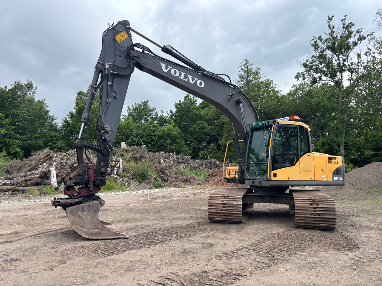 Volvo EC160CL - Ekskavator: gambar 1 Volvo EC160CL - Ekskavator: gambar 1