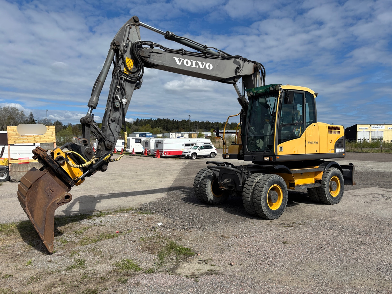 Volvo EW160C - Ekskavator: gambar 1 Volvo EW160C - Ekskavator: gambar 1