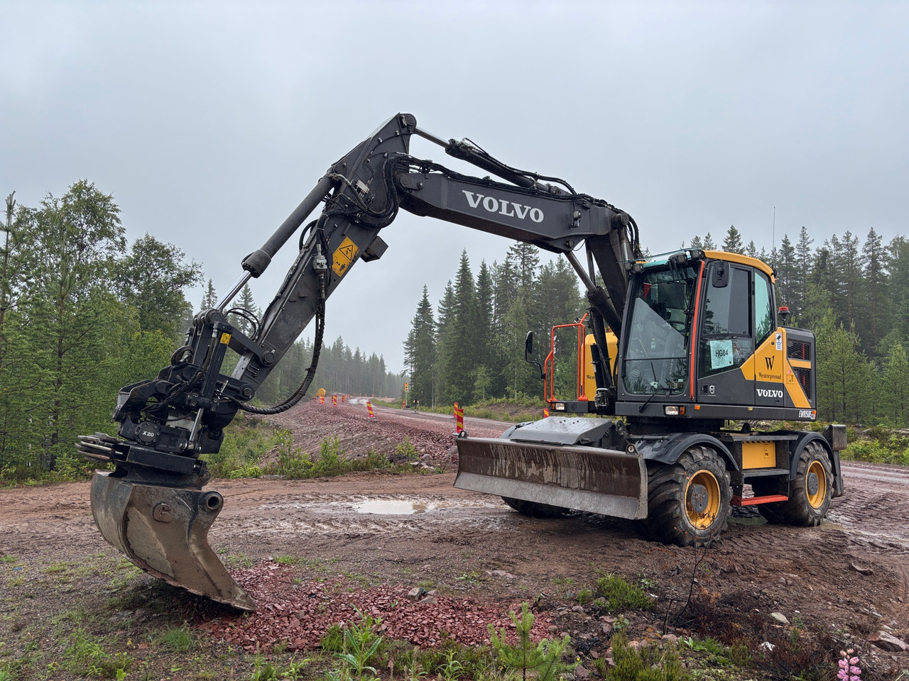 Volvo EWR150E - Ekskavator: gambar 1 Volvo EWR150E - Ekskavator: gambar 1