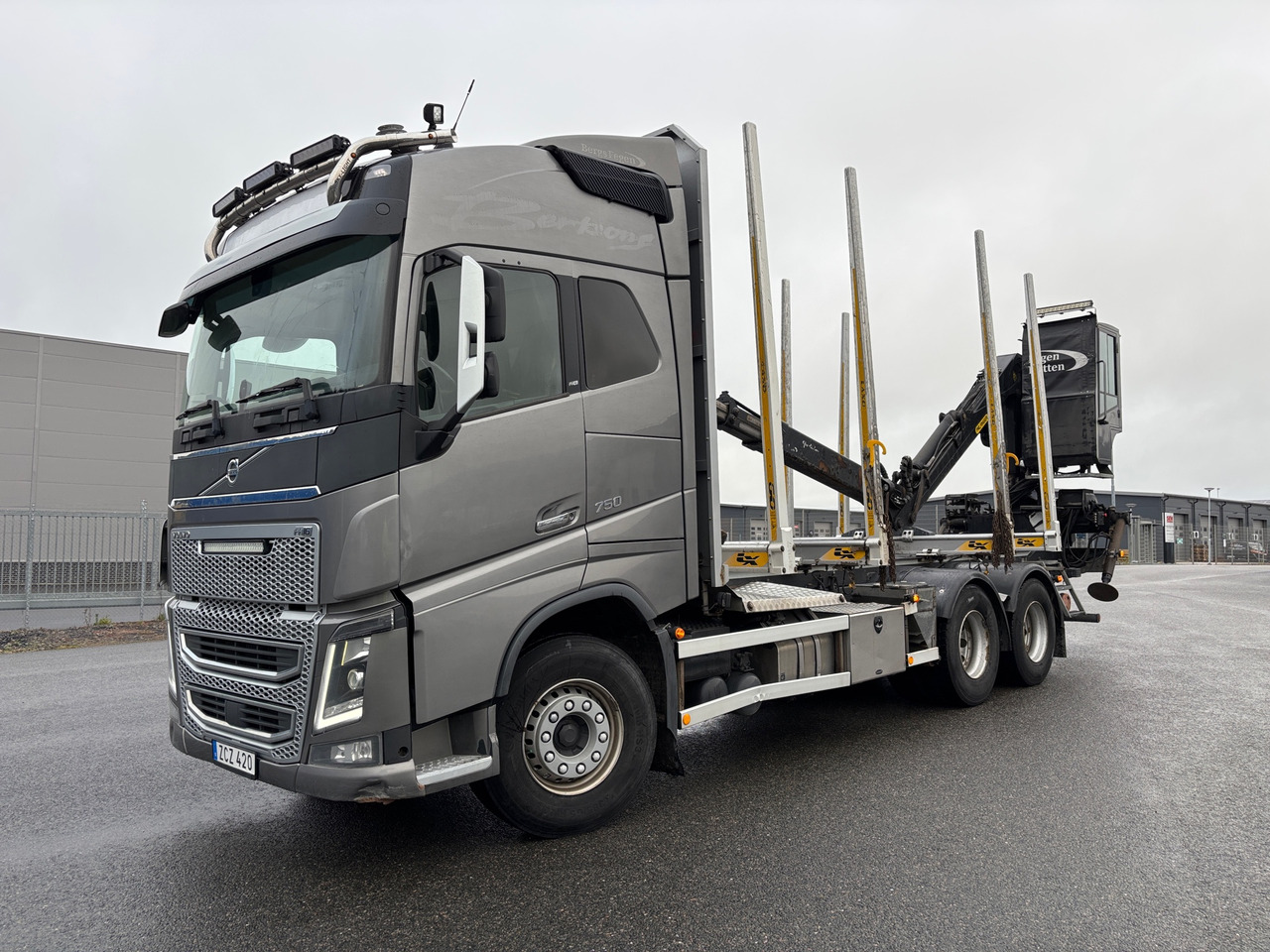 Volvo FH16 - Truk logging, Truk derek: gambar 1 Volvo FH16 - Truk logging, Truk derek: gambar 1