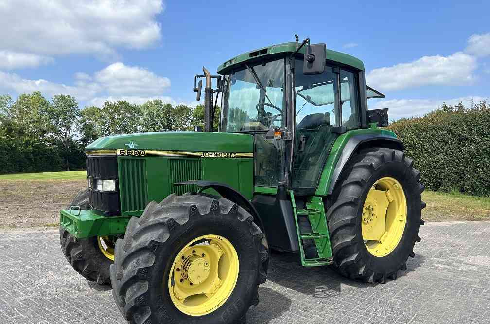 John Deere 6600 powerquad airco - Traktor: gambar 1 John Deere 6600 powerquad airco - Traktor: gambar 1