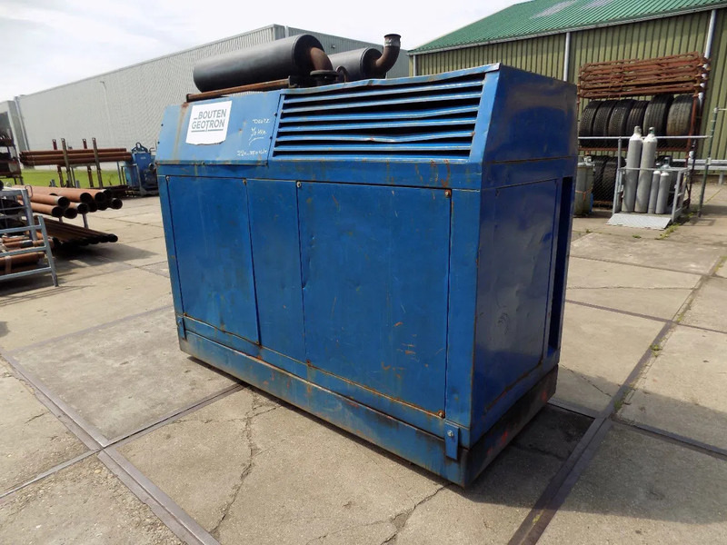 Bredenoord Bredenoord aggregaat BRD 70 KVA Deutz F5L413 - Genset: gambar 1 Bredenoord Bredenoord aggregaat BRD 70 KVA Deutz F5L413 - Genset: gambar 1