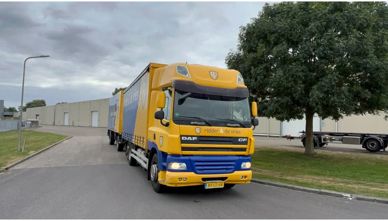 DAF CF 85.410 Schuifzijlen wagen 6x2 Daf CF85 - Truk box: gambar 2 DAF CF 85.410 Schuifzijlen wagen 6x2 Daf CF85 - Truk box: gambar 2