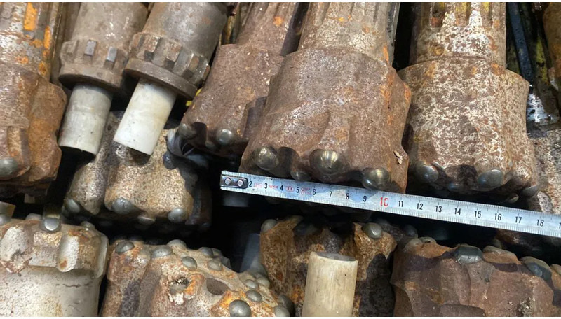 Diversen Sandvik Atlas copco Halco Drill Head rock bit 3.5 and 4 inch - Anjungan pengeboran: gambar 3 Diversen Sandvik Atlas copco Halco Drill Head rock bit 3.5 and 4 inch - Anjungan pengeboran: gambar 3