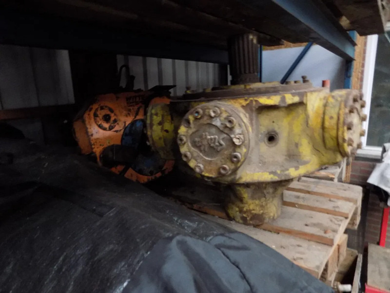 Anjungan pengeboran Krupp boormotor voor gesteente met hamer: gambar 17
