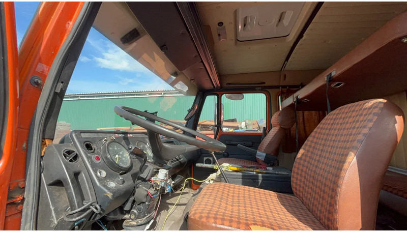 Mercedes-Benz NG Mercedes benz NG 1213 Box truck - Truk box: gambar 4 Mercedes-Benz NG Mercedes benz NG 1213 Box truck - Truk box: gambar 4