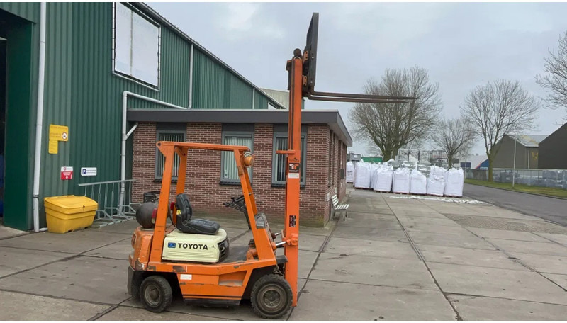 Toyota 02-4 FG15 Toyota FG15 - Forklift LPG: gambar 3 Toyota 02-4 FG15 Toyota FG15 - Forklift LPG: gambar 3