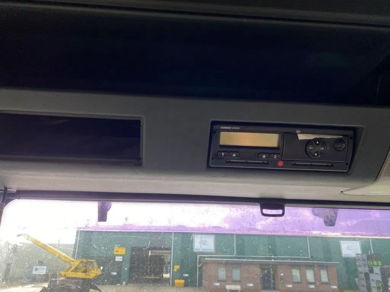 Tractor head MAN TGA 18.440 4X2 BLS: gambar 15 Tractor head MAN TGA 18.440 4X2 BLS: gambar 15