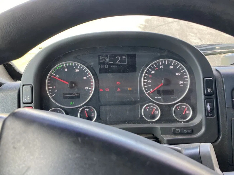 Tractor head MAN TGA 18.440 4X2 BLS: gambar 17 Tractor head MAN TGA 18.440 4X2 BLS: gambar 17