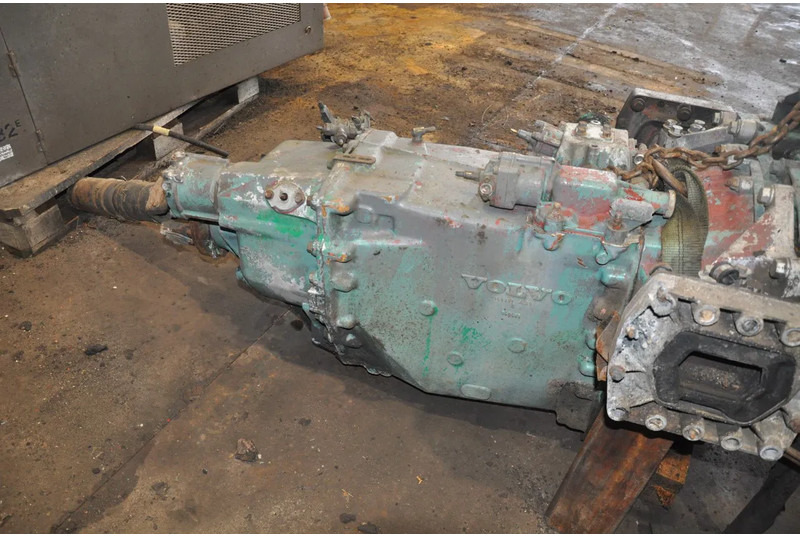 Mesin Volvo D12A 380 D12A 380 pk: gambar 7 Mesin Volvo D12A 380 D12A 380 pk: gambar 7