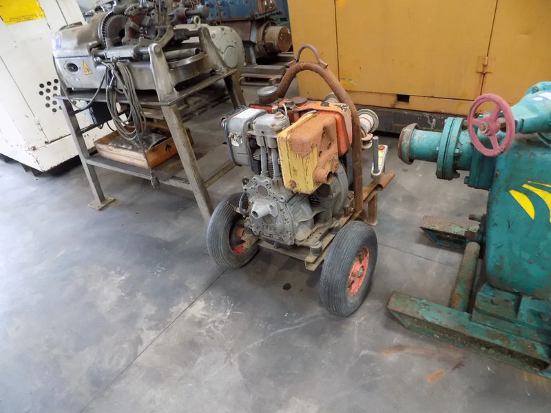 Pompa air hatz 2 cillinder waterpomp waterpomp diesel hatz.: gambar 19