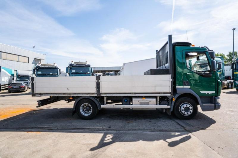 DAF LF 180 (10T.) - Truk flatbed: gambar 3 DAF LF 180 (10T.) - Truk flatbed: gambar 3