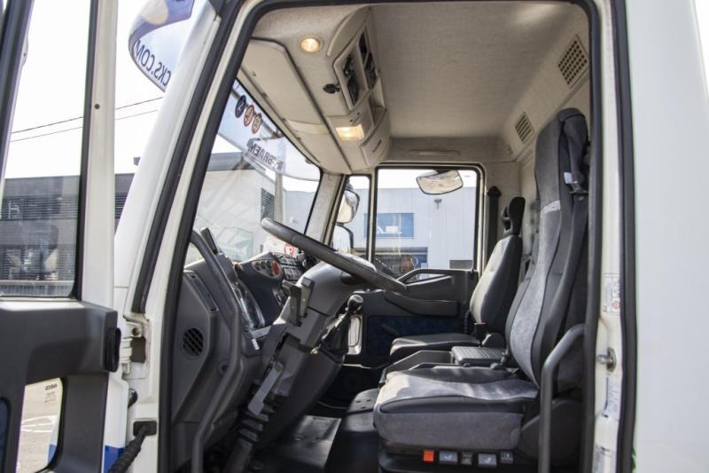 Iveco EUROCARGO 90E18- E5 +Porte-bagages réglable - Truk box: gambar 5 Iveco EUROCARGO 90E18- E5 +Porte-bagages réglable - Truk box: gambar 5