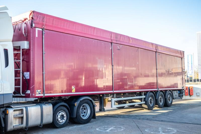 KRAKER WALKING FLOOR CF 200-92 m3 - Semi-trailer dengan lantai berjalan: gambar 1 KRAKER WALKING FLOOR CF 200-92 m3 - Semi-trailer dengan lantai berjalan: gambar 1