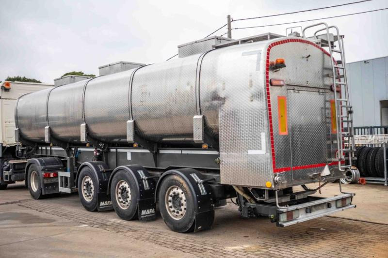 MAFA SAL 40.24/95e-INOX 29.000 L (no pump) - Semi-trailer tangki: gambar 4 MAFA SAL 40.24/95e-INOX 29.000 L (no pump) - Semi-trailer tangki: gambar 4
